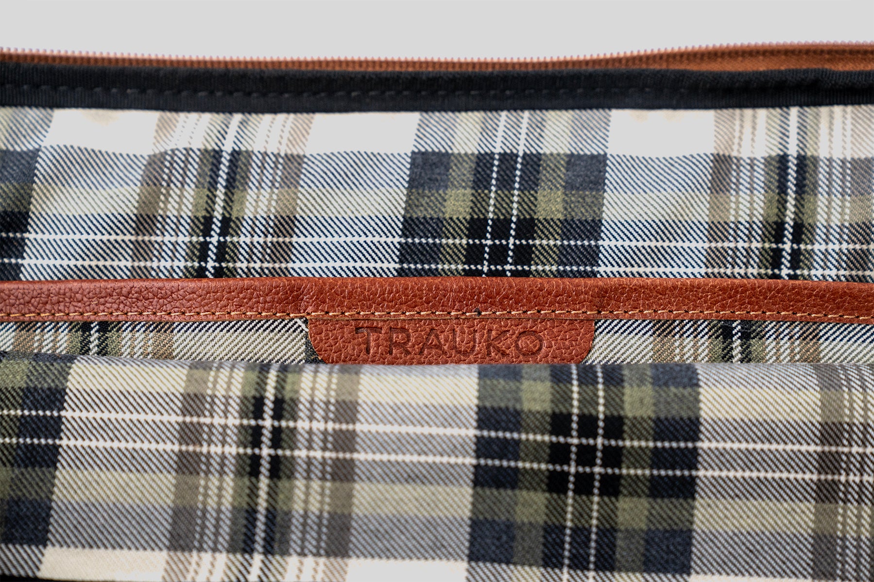 Funda Notebook Zagreb Cognac