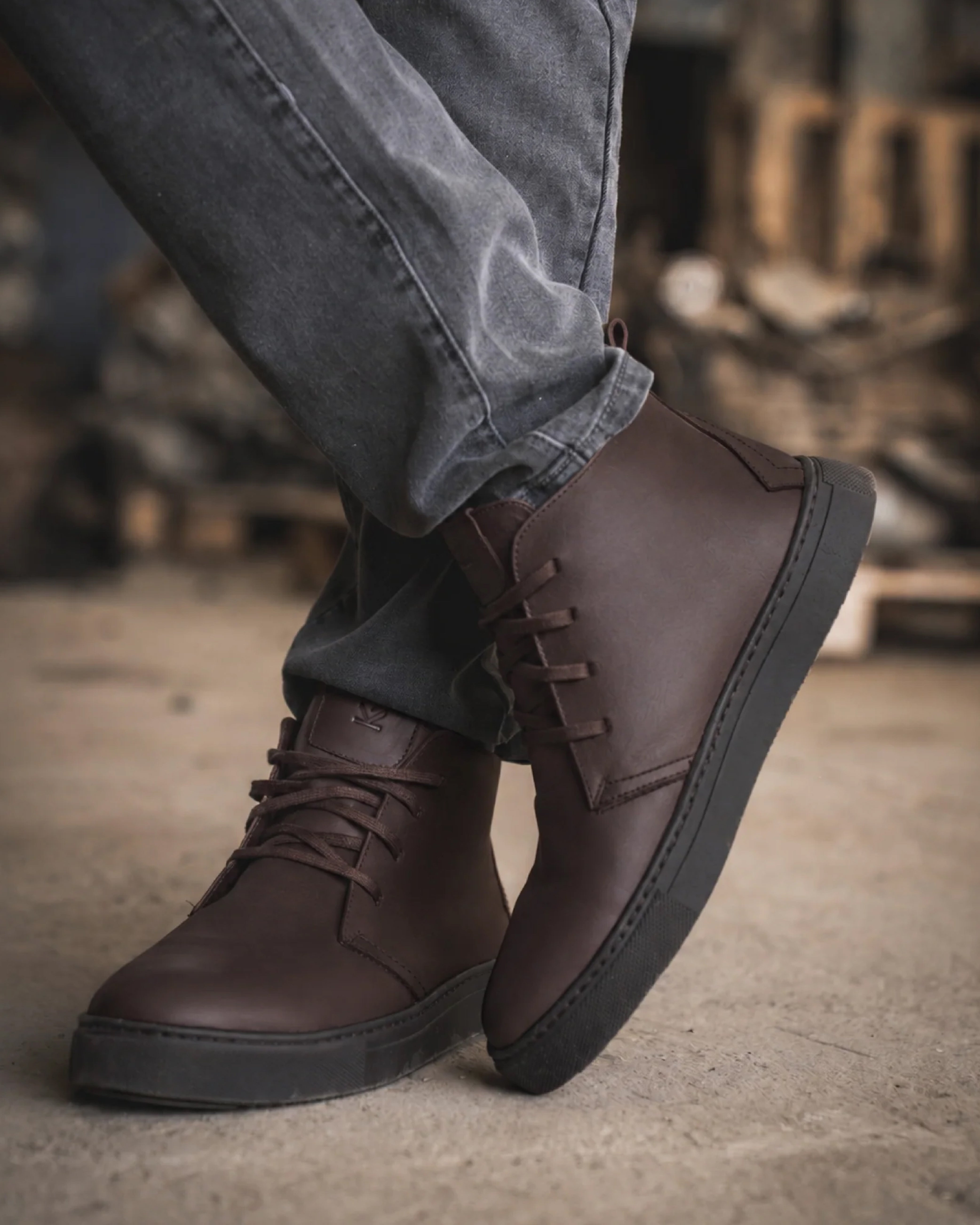 Zapatilla Hombre Lisbon Chocolate