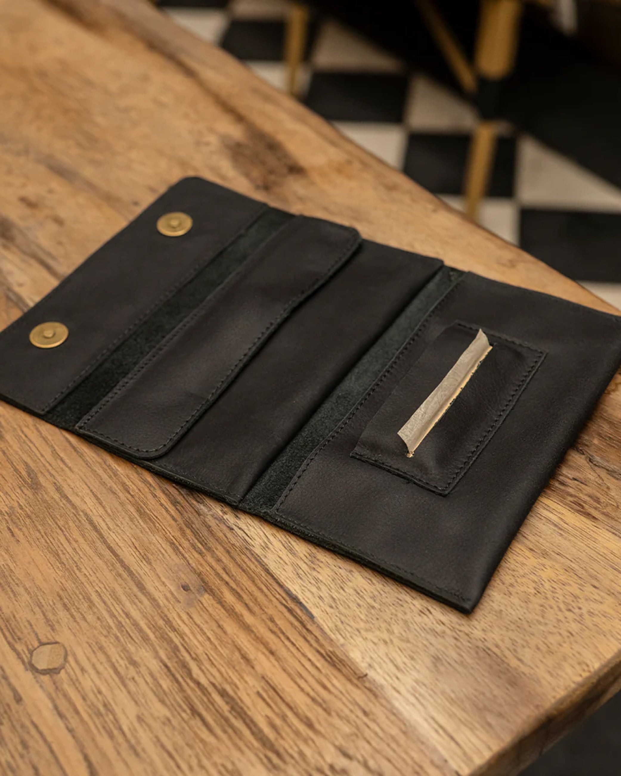 Tabaquera Havana Negro - Trauko