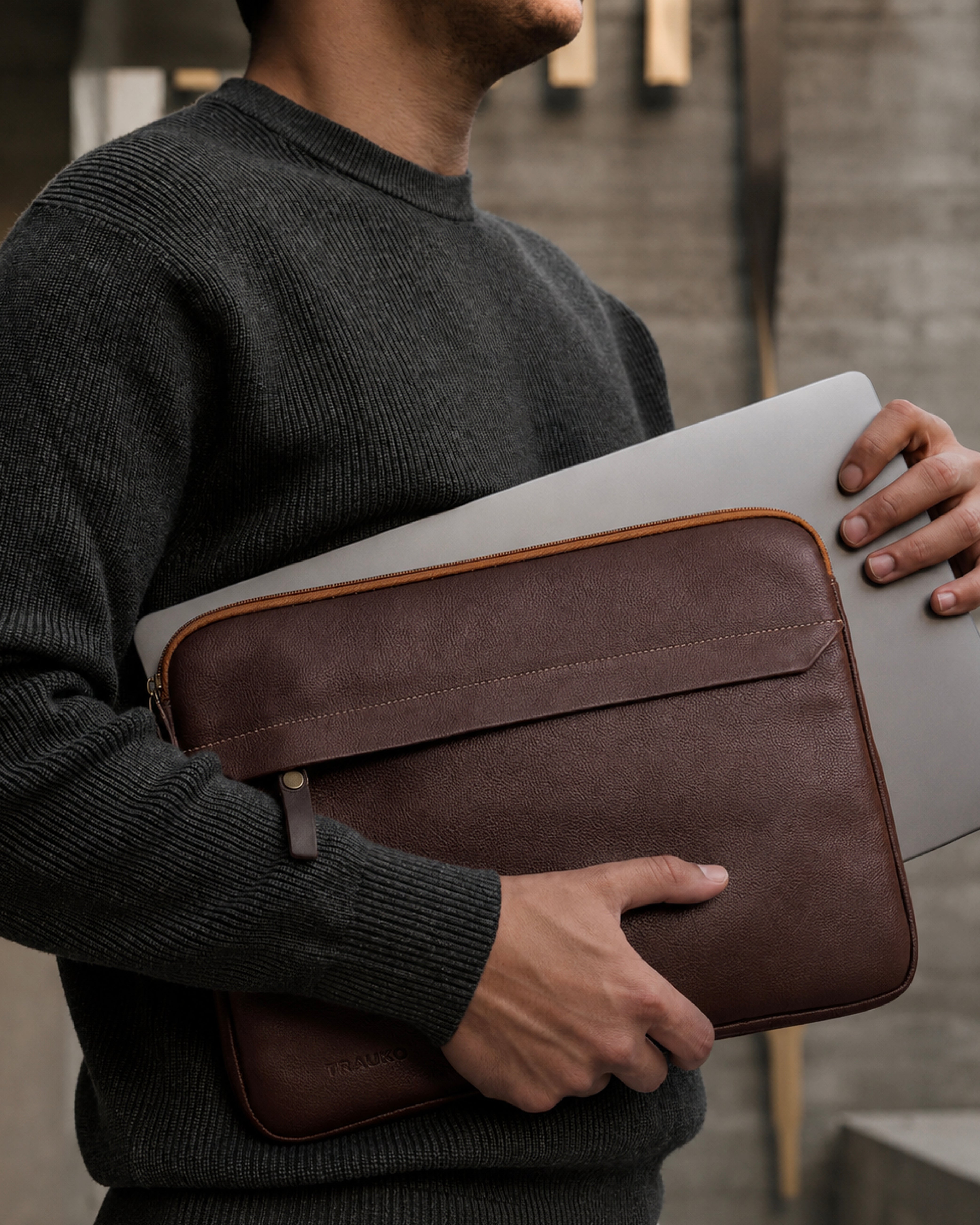 Funda Notebook Zagreb Castaño