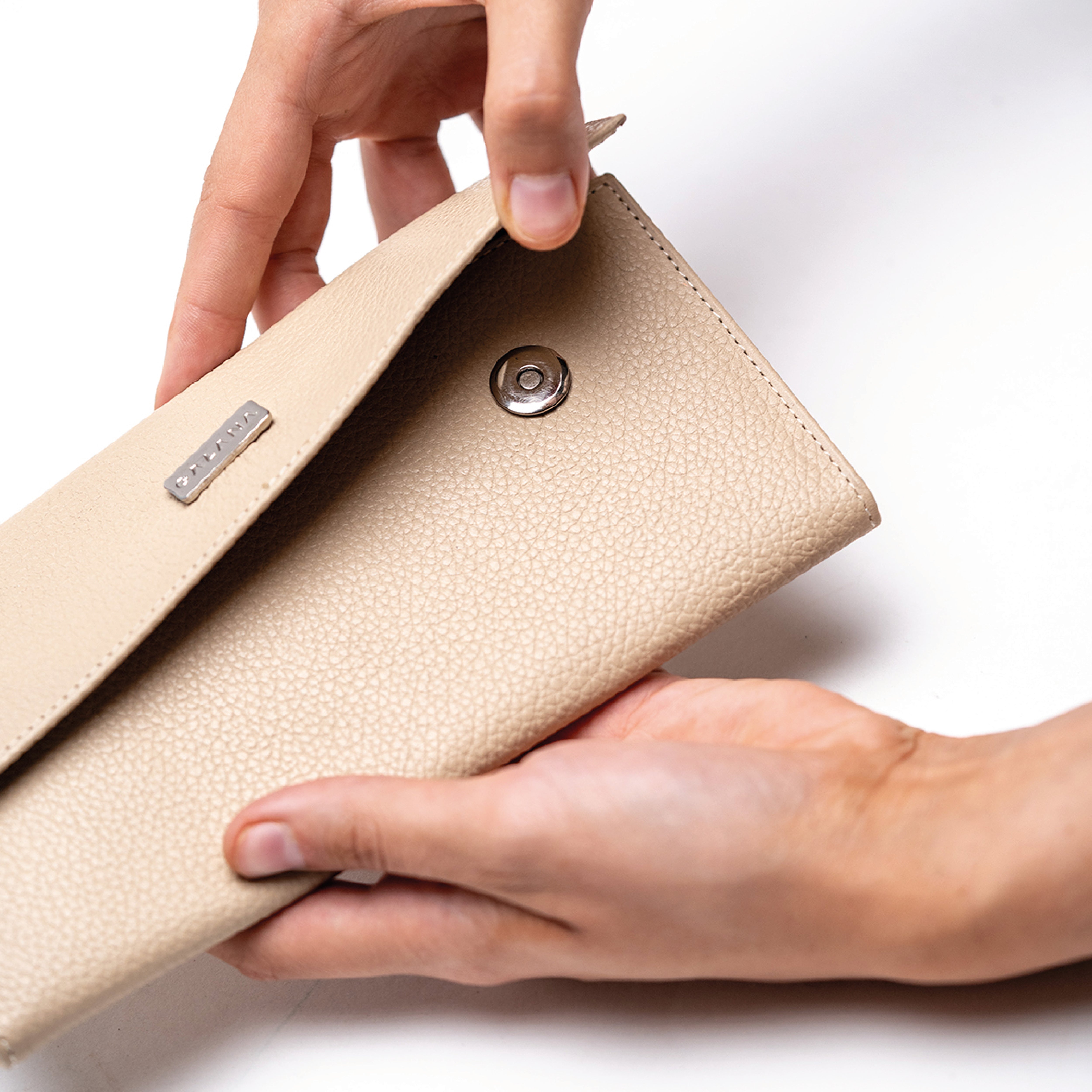 Billetera Orquídea Moca